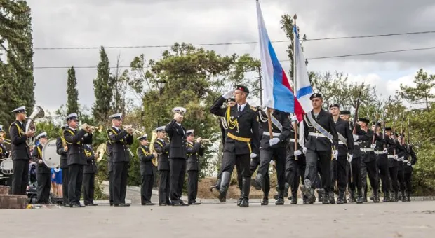 На Малаховом кургане состоялся митинг-реквием, посвящённый началу 1-й обороны Севастополя