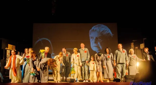 Легендарные спектакли показал в Севастополе московский театр на Таганке