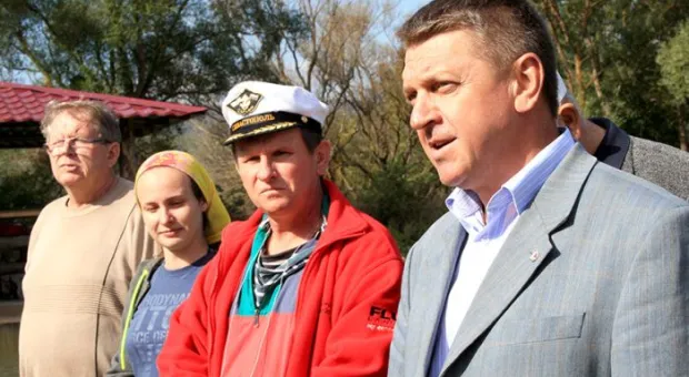 Первые Всероссийские соревнования «Кубок Севастополя – 2014 по судомодельному спорту. Скоростные модели» Первые Всероссийские соревнования «Кубок Севастополя – 2014 по судомодельному спорту. Скоростные модели»