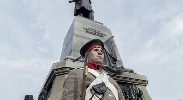 "Севастопольский вальс" над бухтой. В рамках II крымского туристического форума в центре города прошли торжественные мероприятия