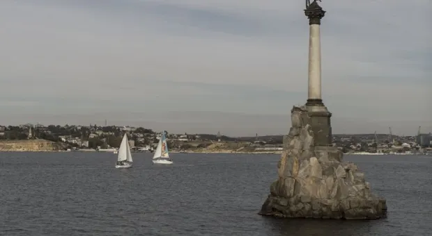 "Севастопольский вальс" над бухтой. В рамках II крымского туристического форума в центре города прошли торжественные мероприятия