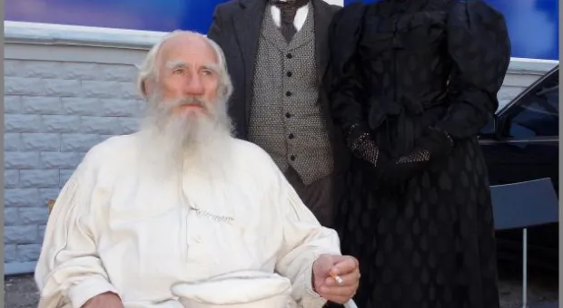 Легендарный режиссер снял эпизод в музее ЧФ к своему фильму «Не вечерняя» Легендарный режиссер снял эпизод в музее ЧФ к своему фильму «Не вечерняя»