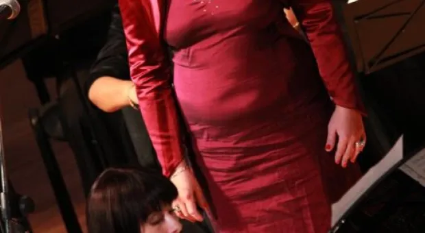 В СКЦиИ Международный день музыки и 8-летие Севастопольского оркестра отметили классическим концертом «Дети детям» В СКЦиИ Международный день музыки и 8-летие Севастопольского оркестра отметили классическим концертом «Дети детям»