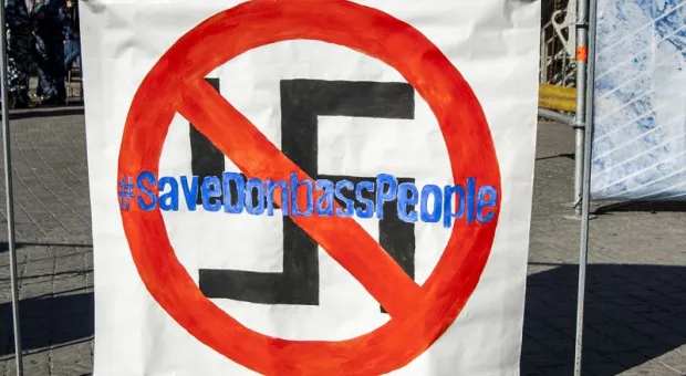 Смотр личного состава. На митинг, анонсированный "оппозиционными" политсилами в зале правительства Севастополя, пришли около 300 человек