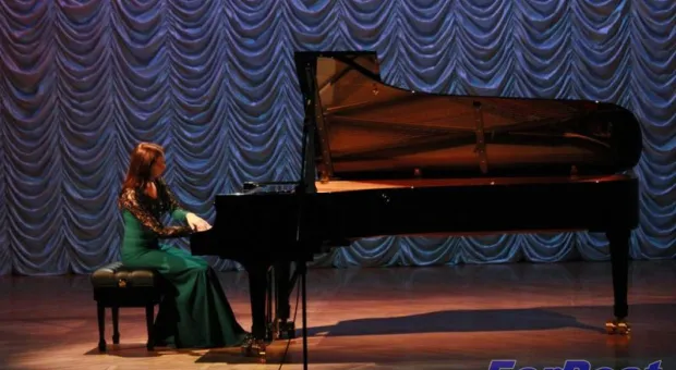 В Севастополе выступили мастера искусств Саратовской государственной консерватории В Севастополе выступили мастера искусств Саратовской государственной консерватории