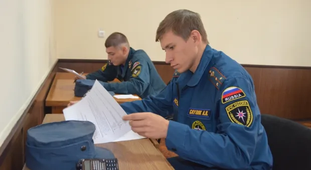 В Севастополе выбрали лучшего пожарного и лучшего начальника караула В Севастополе выбрали лучшего пожарного и лучшего начальника караула