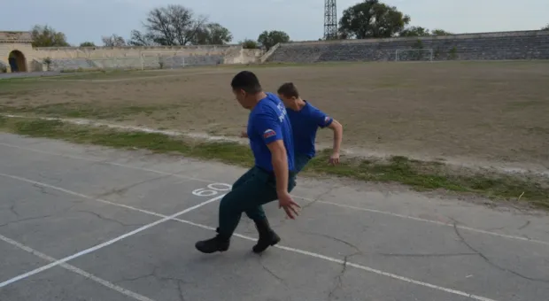 В Севастополе выбрали лучшего пожарного и лучшего начальника караула В Севастополе выбрали лучшего пожарного и лучшего начальника караула