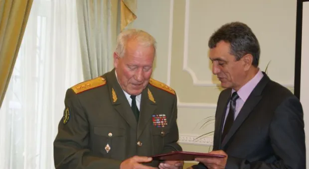 От школьника к офицеру. Правительство Смоленской области предлагает юношам Севастополя поступать в Военную академию имени Василевского От школьника к офицеру. Правительство Смоленской области предлагает юношам Севастополя поступать в Военную академию имени Василевского