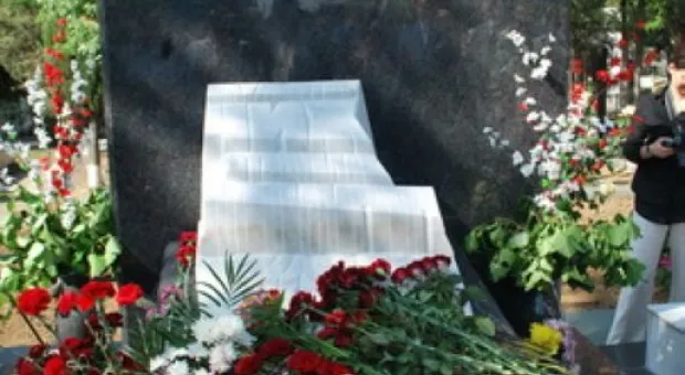 «Он пишет каменную летопись Севастополя»: в день 79-летия вспоминаем народного художника Украины и почетного гражданина Севастополя Станислава Чижа «Он пишет каменную летопись Севастополя»: в день 79-летия вспоминаем народного художника Украины и почетного гражданина Севастополя Станислава Чижа