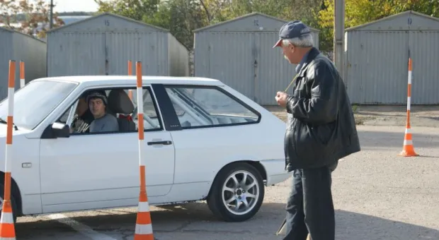 В Севастополе прошли соревнования «Лучший водитель – 2014» В Севастополе прошли соревнования «Лучший водитель – 2014»