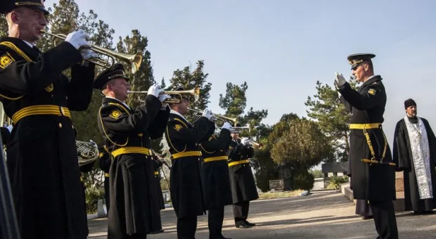 Постоянное место упокоения нашёл ещё один солдат, оборонявший Севастополь - командир легендарного 18-го батальона морской пехоты капитан Черноусов Постоянное место упокоения нашёл ещё один солдат, оборонявший Севастополь - командир легендарного 18-го батальона морской пехоты капитан Черноусов