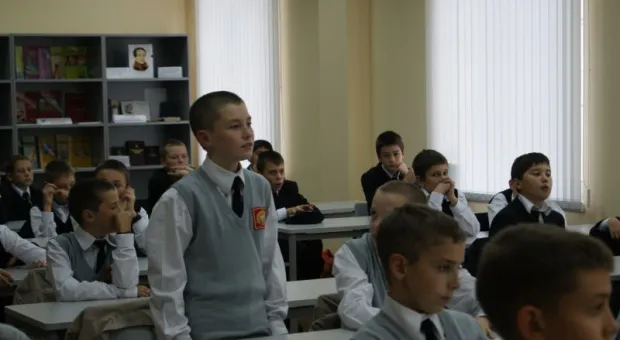 10 тысяч кадров и пудра для пластилиновых человечков. В гостях у воспитанников Севастопольского президентского кадетского училища побывали мультипликаторы из Москвы 10 тысяч кадров и пудра для пластилиновых человечков. В гостях у воспитанников Севастопольского президентского кадетского училища побывали мультипликаторы из Москвы