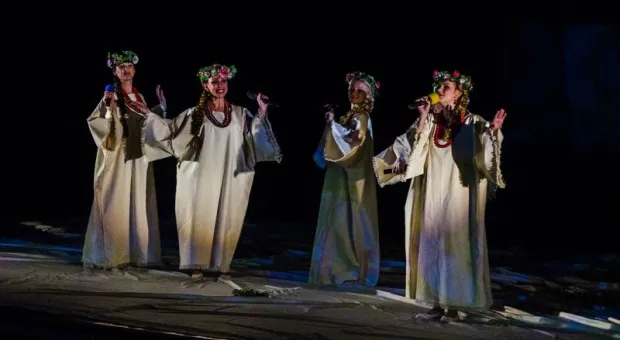 От Смутного времени до российского флага над Севастополем. Город отметил День народного единства праздничным концертом От Смутного времени до российского флага над Севастополем. Город отметил День народного единства праздничным концертом