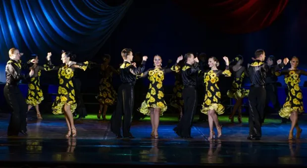 От Смутного времени до российского флага над Севастополем. Город отметил День народного единства праздничным концертом От Смутного времени до российского флага над Севастополем. Город отметил День народного единства праздничным концертом