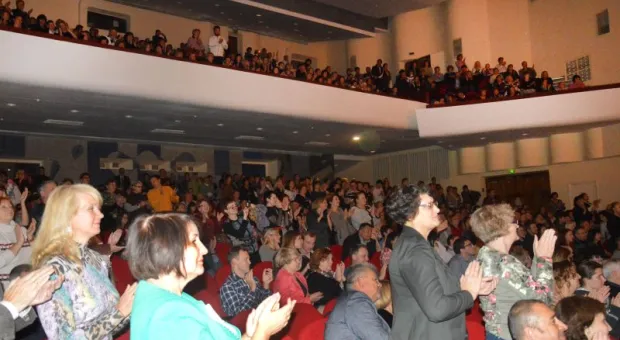 Концерт Юрия Башмета и Всероссийского юношеского симфонического оркестра прошел в Севастополе Концерт Юрия Башмета и Всероссийского юношеского симфонического оркестра прошел в Севастополе