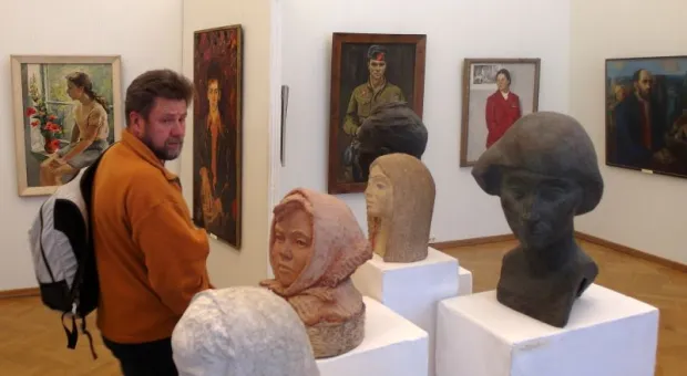 Севастопольский художественный музей им. М.П.Крошицкого свой День рождения отметил выставкой портретов разных эпох