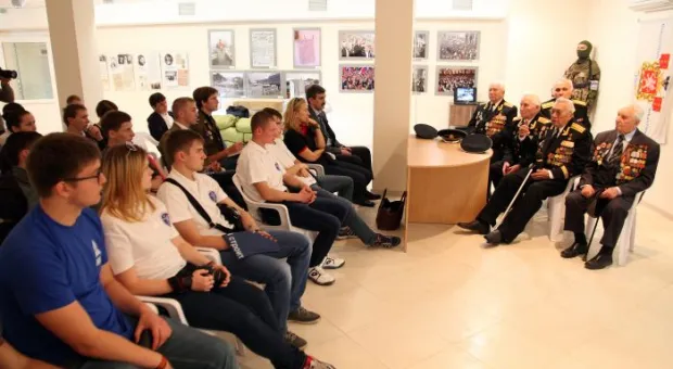 Студенческие стройотряды «Россети» посетили Севастополь Студенческие стройотряды «Россети» посетили Севастополь