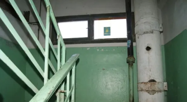 В доме №5 по ул. Б. Михайлова уже месяц не работает лифт. Коммунальные службы убеждают, что вопрос на контроле В доме №5 по ул. Б. Михайлова уже месяц не работает лифт. Коммунальные службы убеждают, что вопрос на контроле