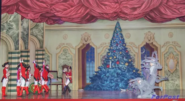 В Севастополе своего "Щелкунчика" представил Санкт-Петербургский государственный академический театр балета В Севастополе своего "Щелкунчика" представил Санкт-Петербургский государственный академический театр балета