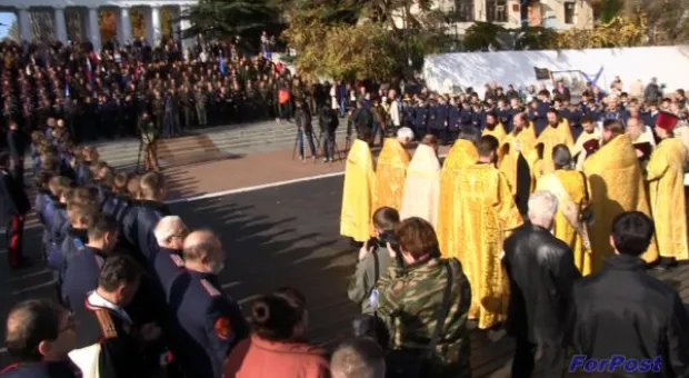 В Севастополе прошли траурные мероприятия в память Русского исхода