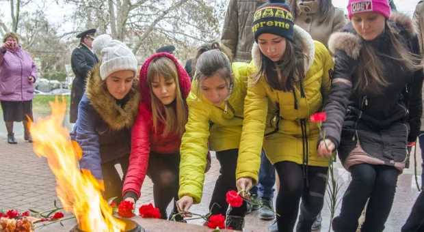 «Нет больше той любви…» В Севастополе отметили день памяти Неизвестного солдата
