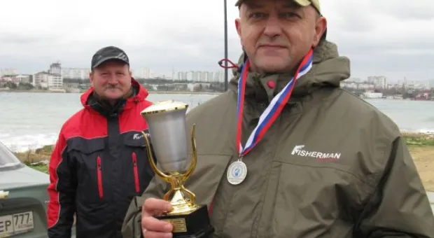 "Монстров" не оказалось: в обесточенном Севастополе прошёл чемпионат по рыбной ловле
