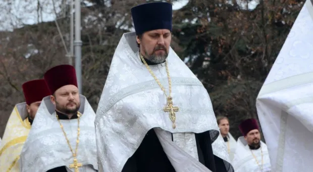 Неземное торжество и колядки с губернатором: в Севастополе отметили Рождество