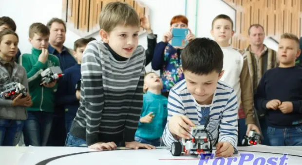 В Севастополе прошёл чемпионат по робототехнике
