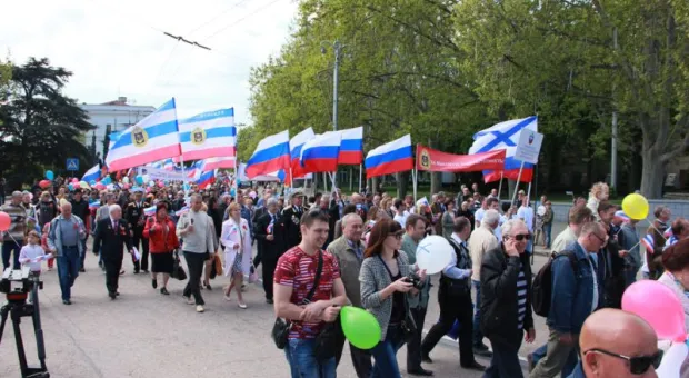 В Севастополе 1 мая отметили пятитысячной демонстрацией
