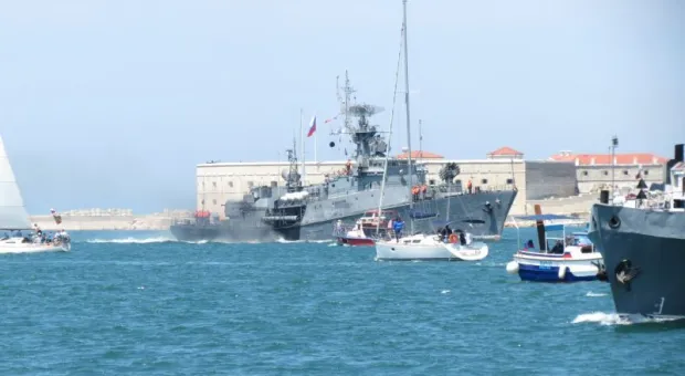 В Севастополе прошла парусная регата «Морское перо-2016»