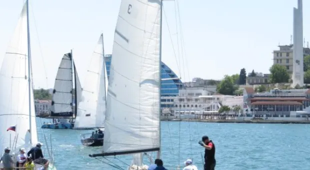 В Севастополе прошла парусная регата «Морское перо-2016»