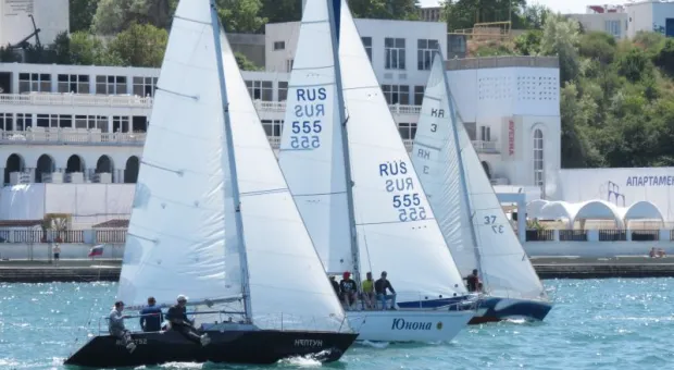 В Севастополе прошла парусная регата «Морское перо-2016»