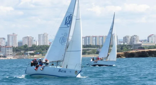 В Севастополе прошла парусная регата «Морское перо-2016»