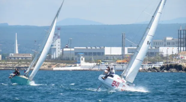 В Севастополе прошла парусная регата «Морское перо-2016»