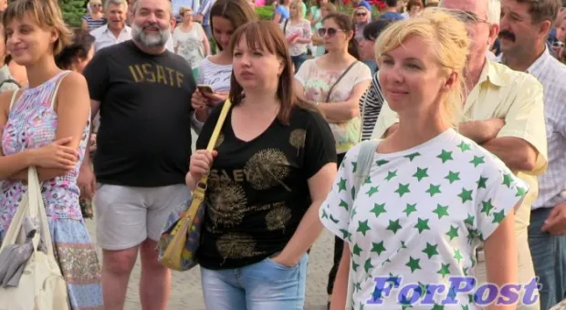 День города в Севастополе завершился концертом и салютом