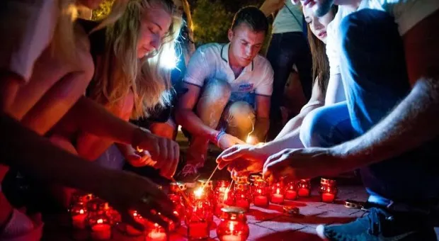 Севастополь на рассвете зажёг свечи в память о начале войны