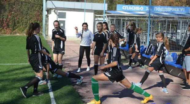 За кубок Губернатора Севастополя по футболу сразятся девчата