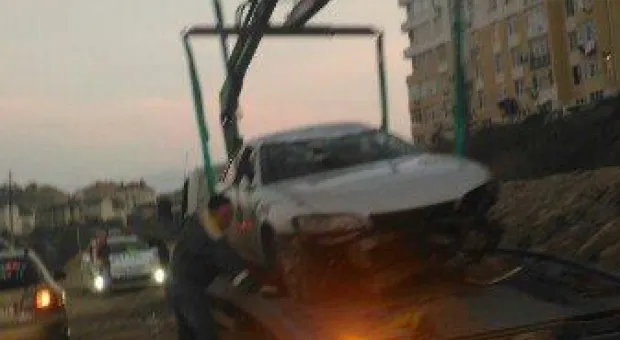 В Севастополе лихач под хмельком «сбежал» от ГИБДД в земляную насыпь