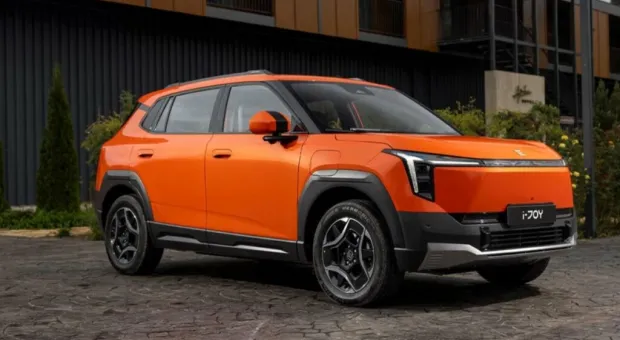 Объявлена стоимость нового кроссовера Evolute i-Joy Объявлена стоимость нового кроссовера Evolute i-Joy