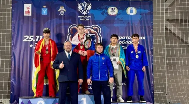 Севастопольские спортсмены стали призерами Чемпионата и Первенства мира по универсальному бою Севастопольские спортсмены стали призерами Чемпионата и Первенства мира по универсальному бою