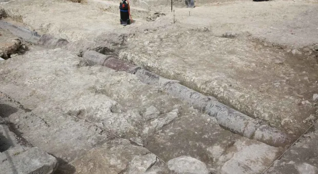В Севастополе обнаружили фрагмент огромной статуи уважаемого херсонесита 