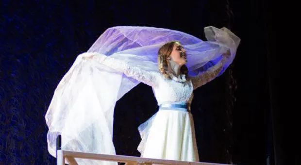 Чтобы помнили: поэт Павел Любимов показал будоражащие «Перекрестки»