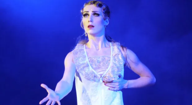 Философия акварели: в Севастополе открылась выставка Владимира Проценко