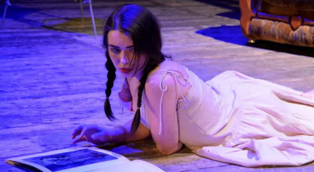 5 новых фактов о «Бесах» — луначарцы встанут на пуанты