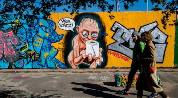 Мировые новости - Ужасы нашего быта: звезда фильма «Я худею» снял фильм о самоизоляции