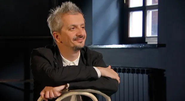 Мировые новости - Повтори, если сможешь: арт-флешмоб поддержали зрители театра Луначарского