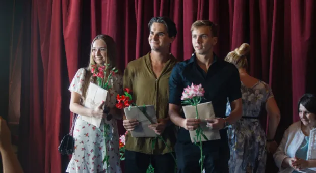 Мировые новости - И вновь с нами: луначарцы открывают новый сезон