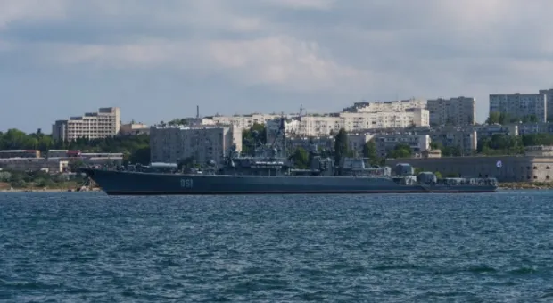 Новости Крыма - О флотских традициях и характере русского моряка, – Евгений Дубовик