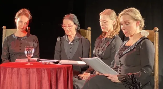 Новости Крыма - Мир семьи Турбиных: Иван Миневцев рассказал о своей «Белой гвардии»