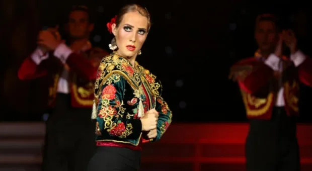 Новости Крыма - О чём молчит женщина: изящный детектив от театра Луначарского